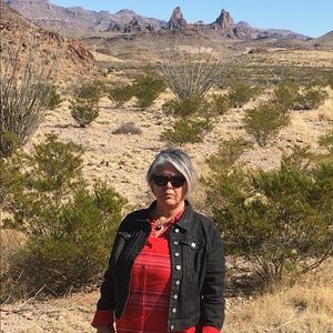 Meet your Posher, Carlota